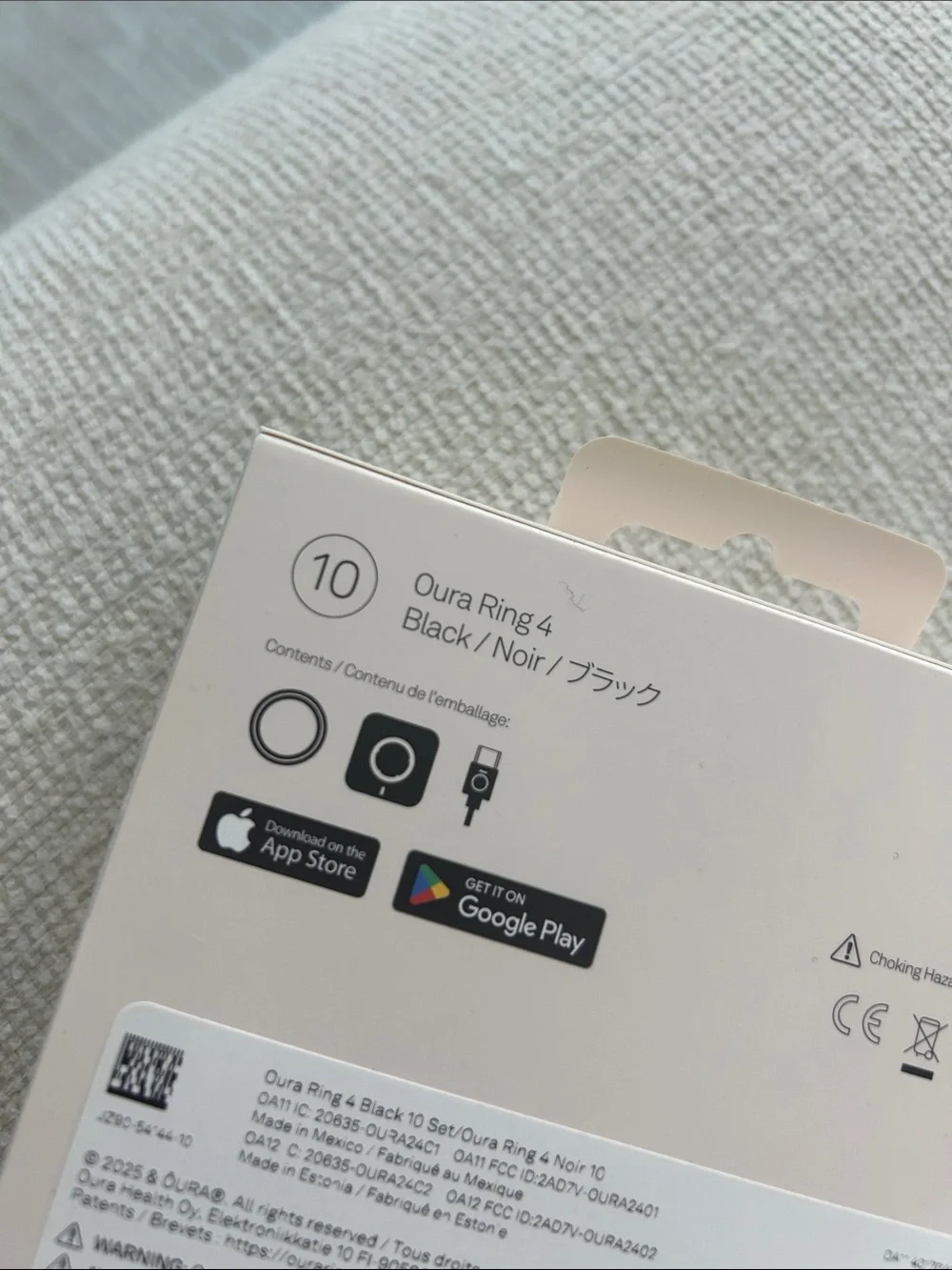 New Oura Ring 4 Black/Silver (Size 10) - Never used, gifted wrong size